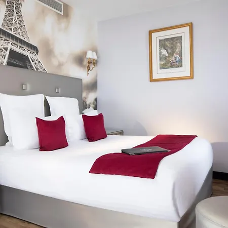 Hotel Plaza Elysees-3
